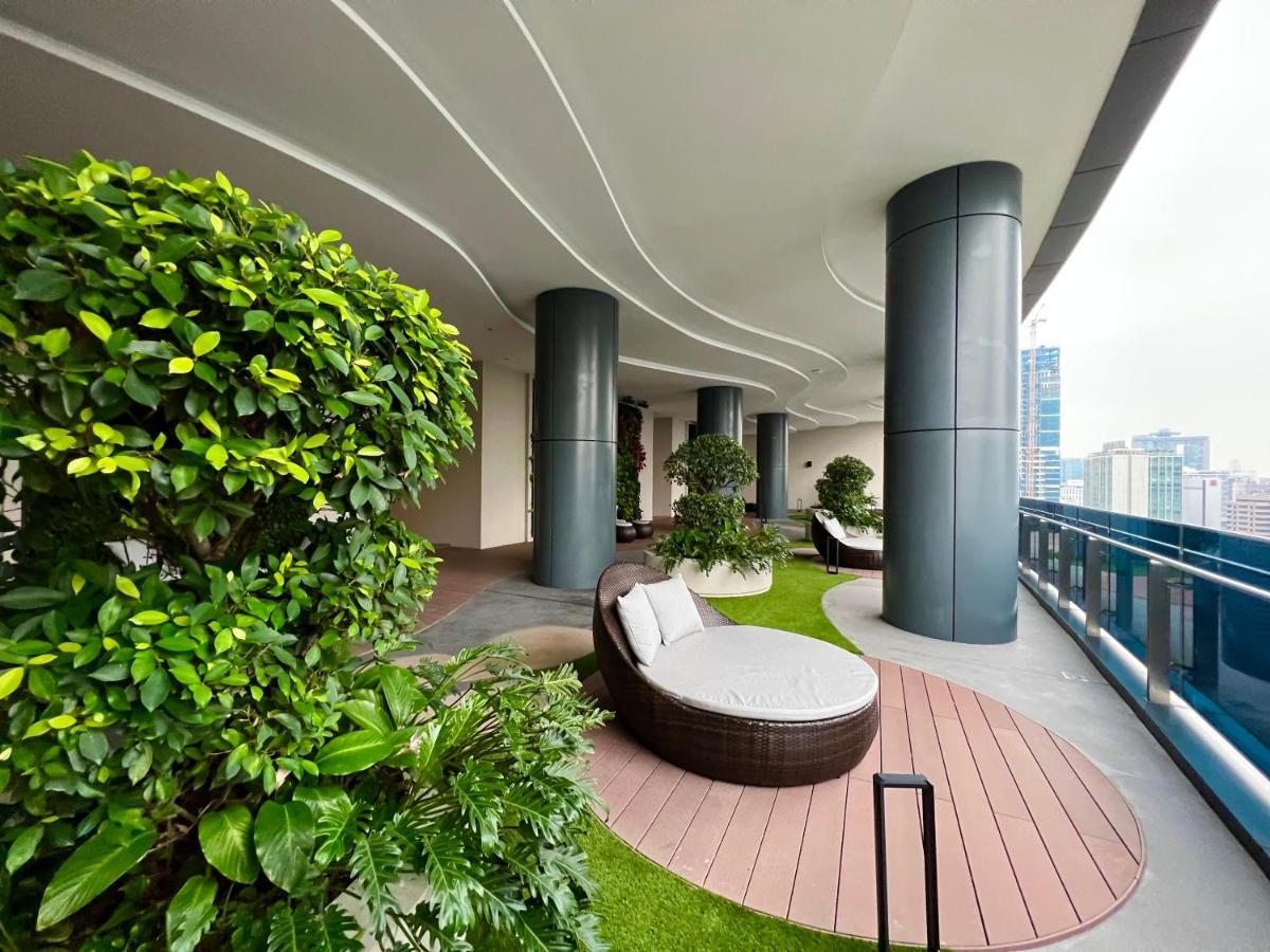 Crystal Suites At Eaton Klcc Kuala Lumpur Bagian luar foto