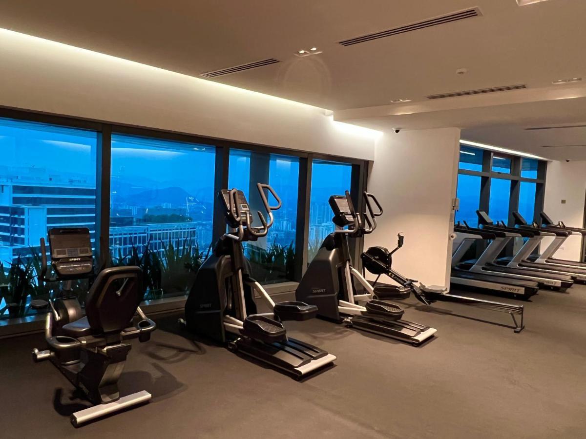 Crystal Suites At Eaton Klcc Kuala Lumpur Bagian luar foto